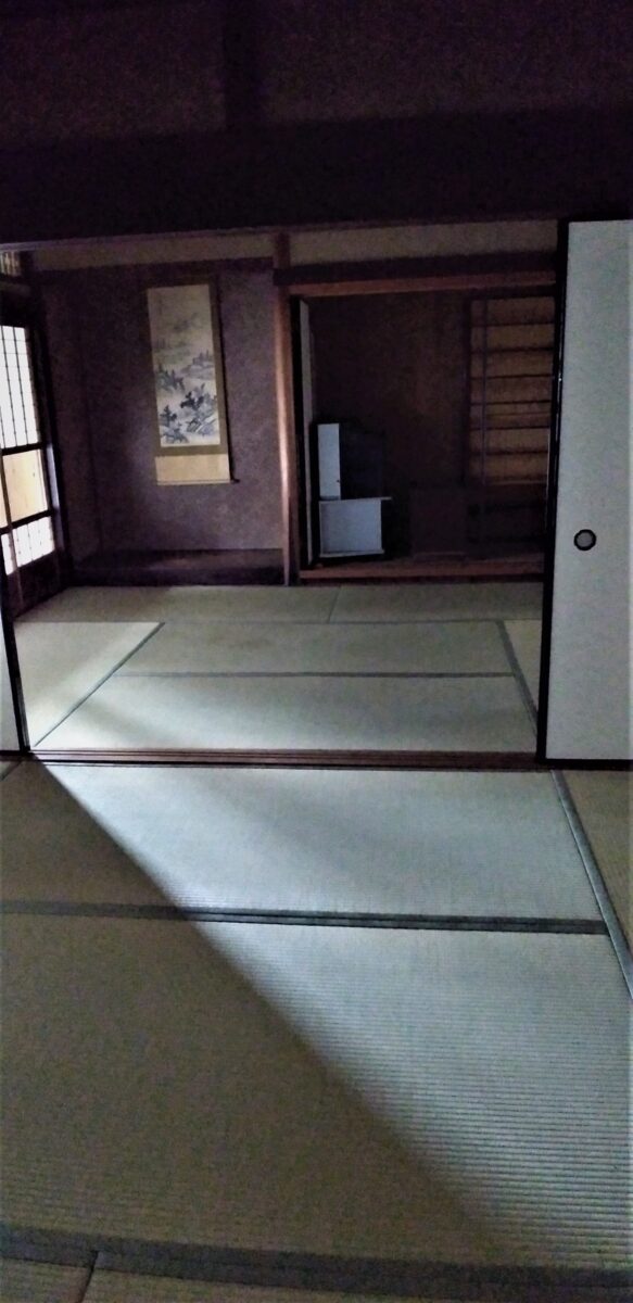 桑実寺　部屋